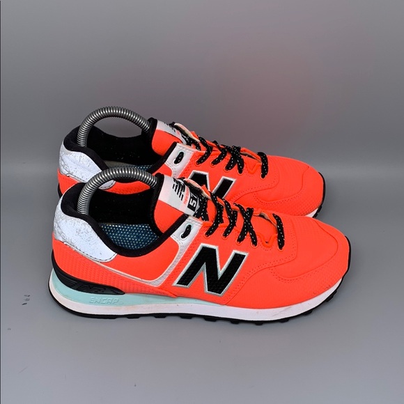 New‎ Balance 574 Running Shoes WL574WR2 Women’s Sz 8.5 - Picture 1 of 10